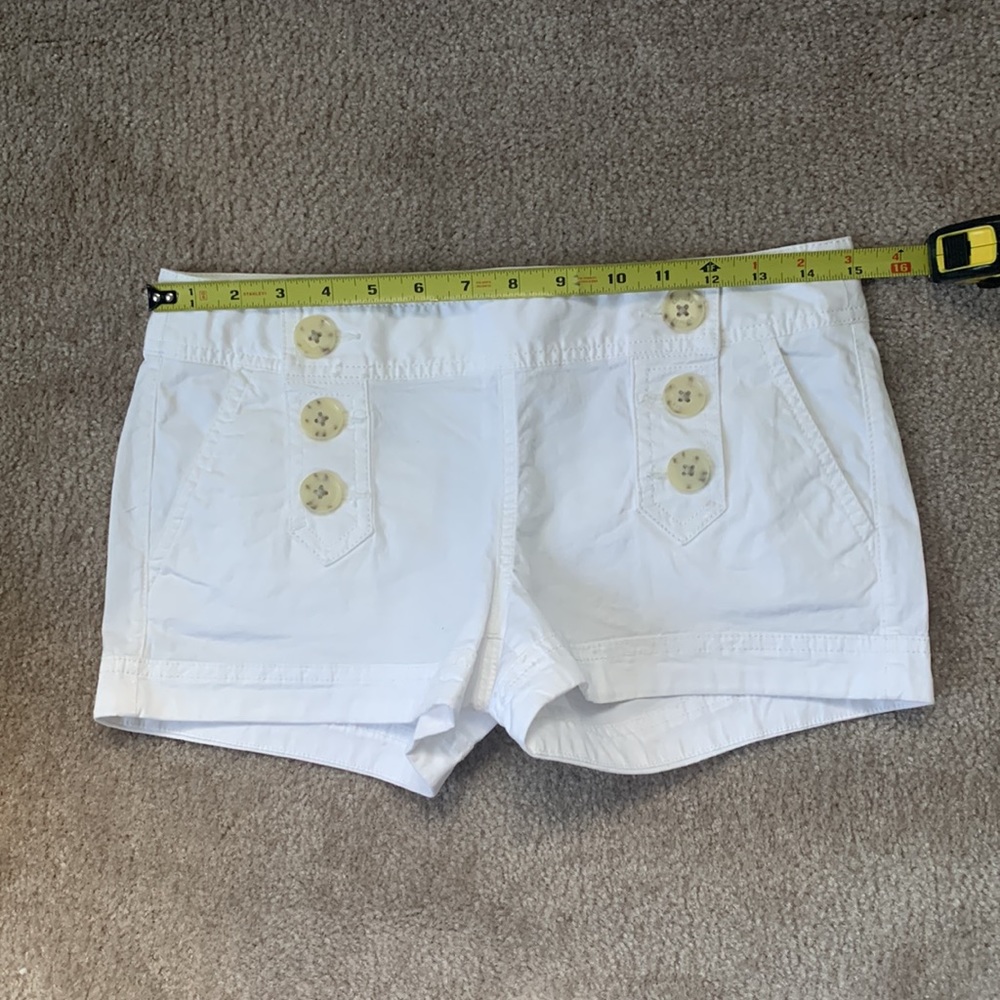 Express White Shorts - Picture 4 of 6